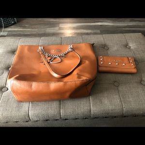 Guess purse and matching wallet